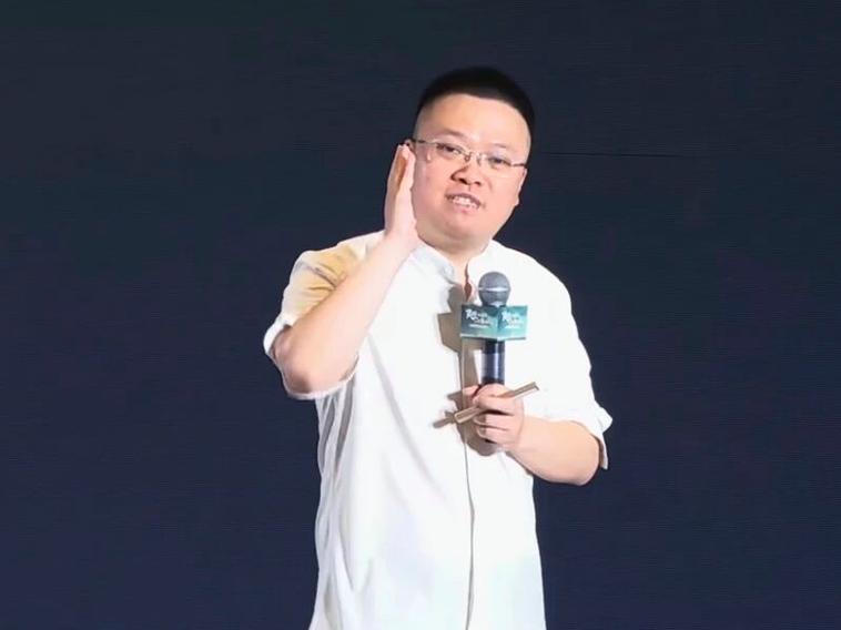 窝窝团刘宇