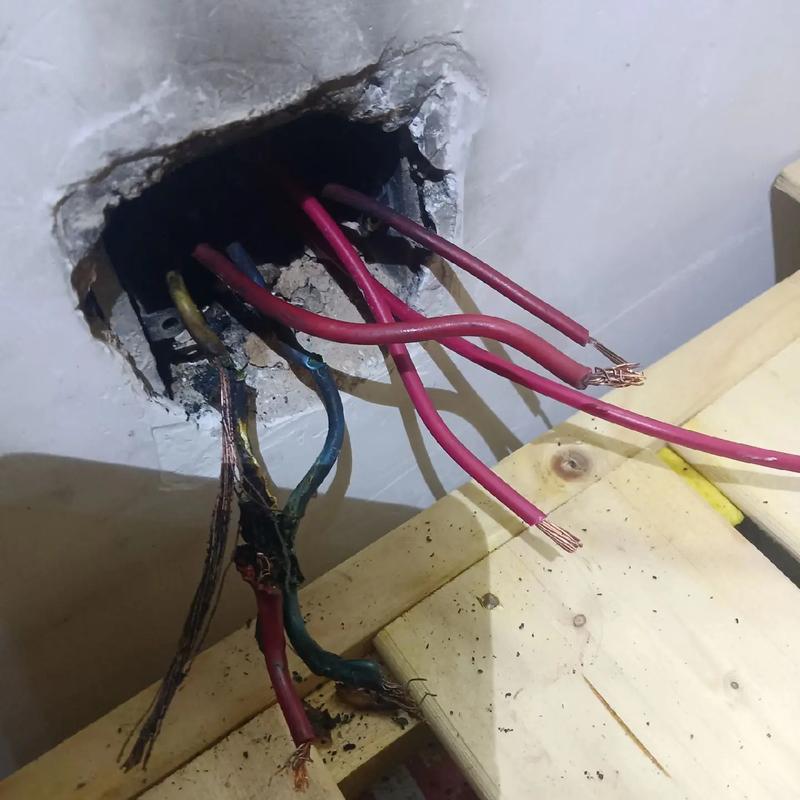 电线在墙里面短路怎么处理好