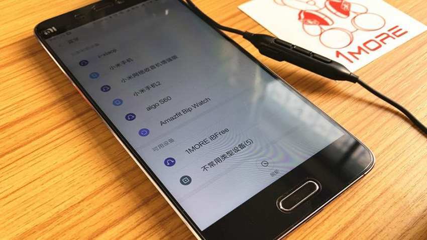 手机摔弯了能掰回来吗