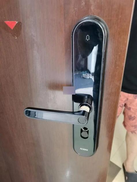 指纹锁机械钥匙拧不动缩略图