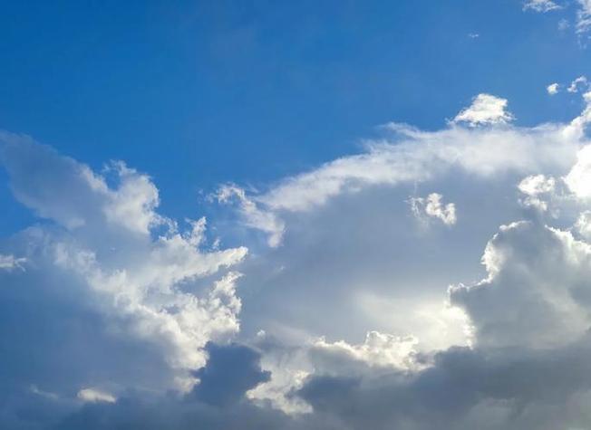 回忆下的天空