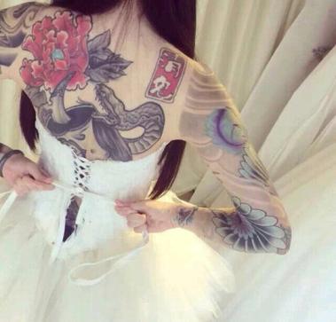 《旁观者2019》纹身女作品