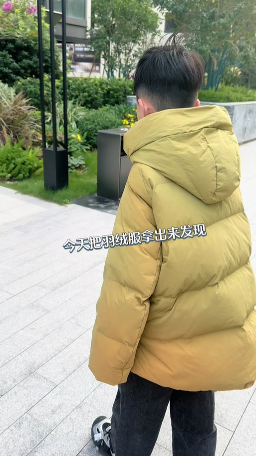 羽绒服晒得掉色能补救吗