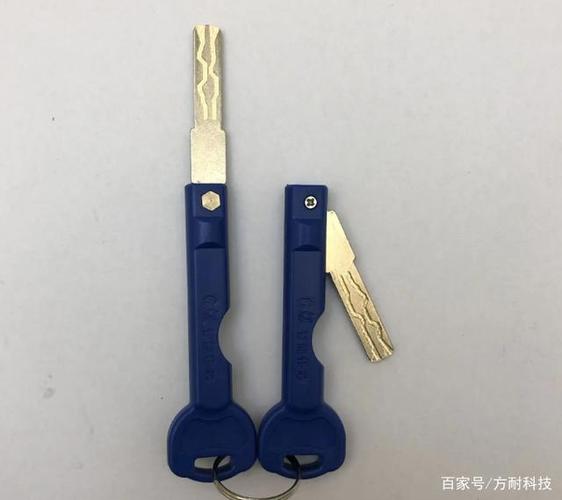 指纹锁一般有几把钥匙