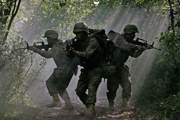 士兵突击电视剧全集免费观看