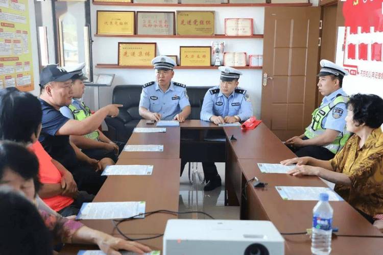 吉林交警24小时咨询电话