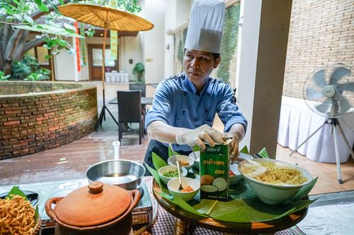 制作泰国料理厨房做饭