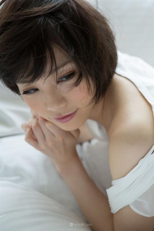 美丽俏佳人百度百科