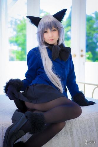 18?小泬破白浆777cos