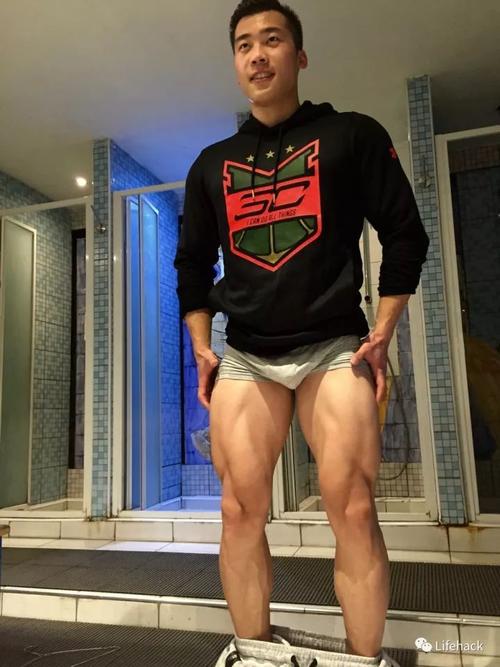 欧美猛男的粗大?巴