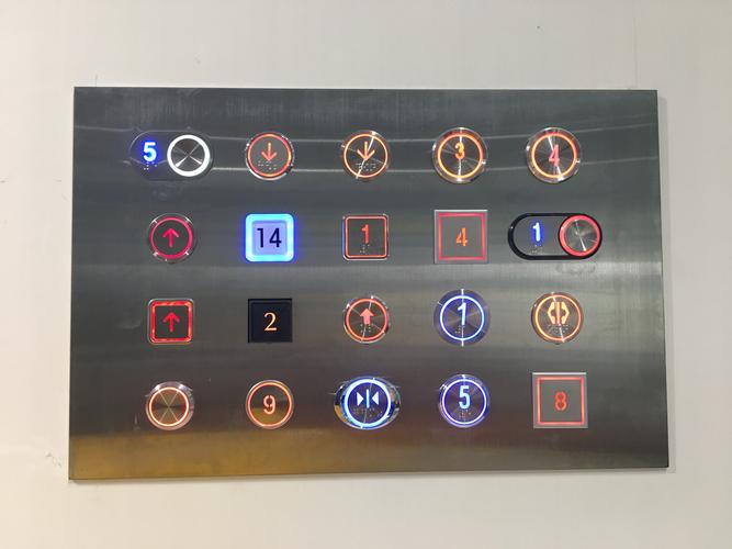 像素电梯触摸安装