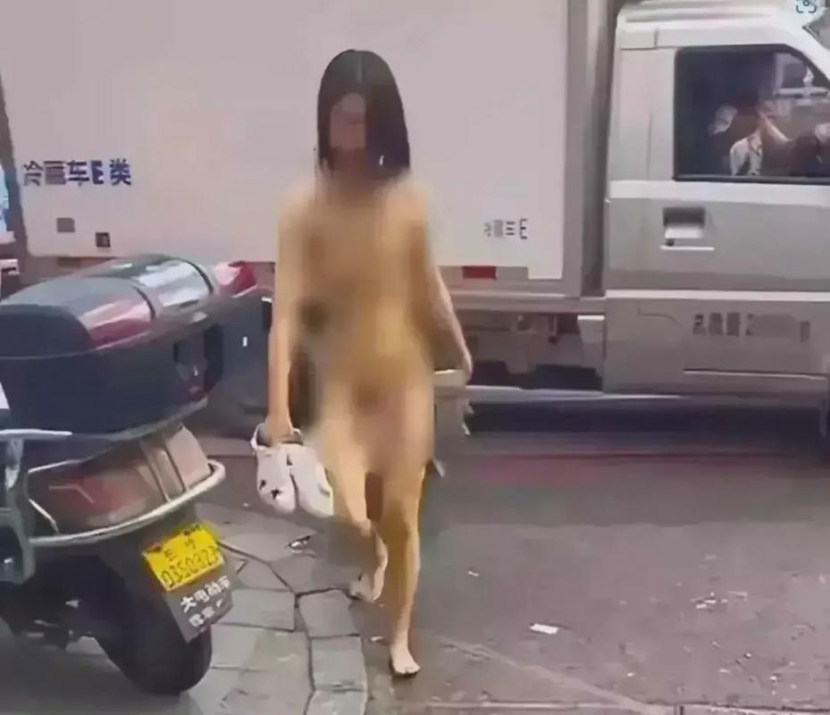 女生光溜溜身子的视频大全图片