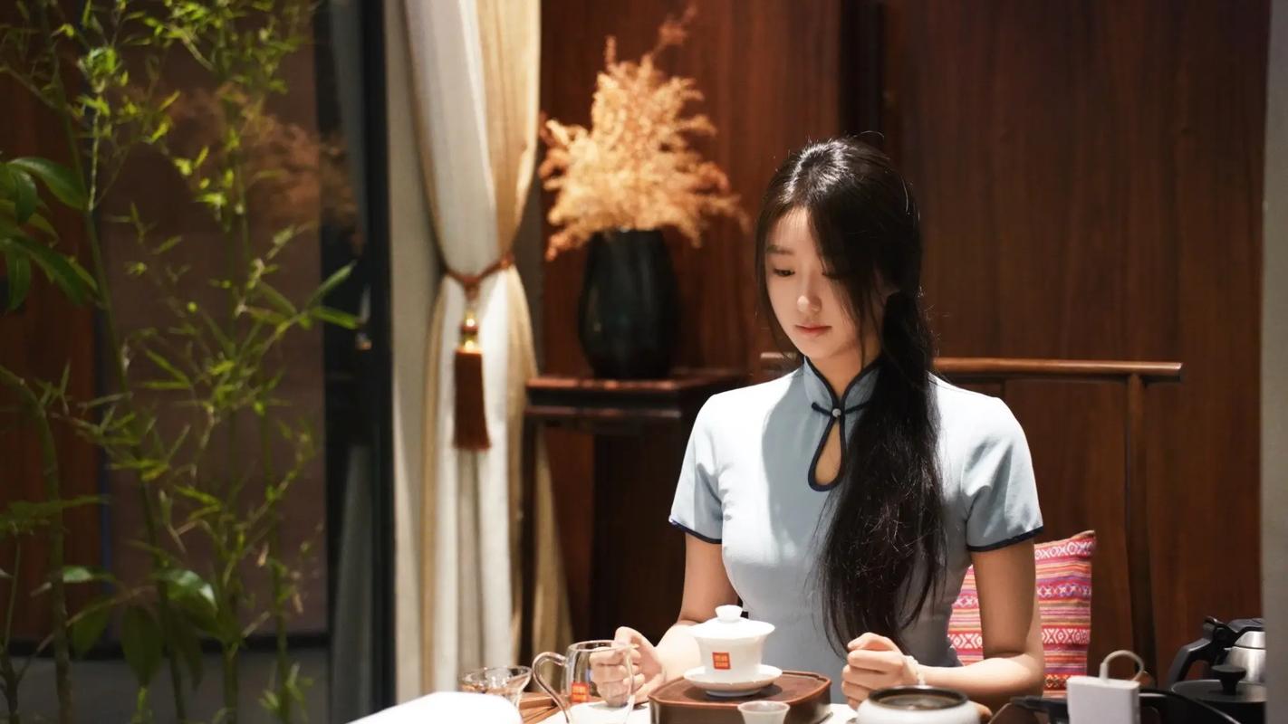 茶艺老师nana旗袍秀在上海吗