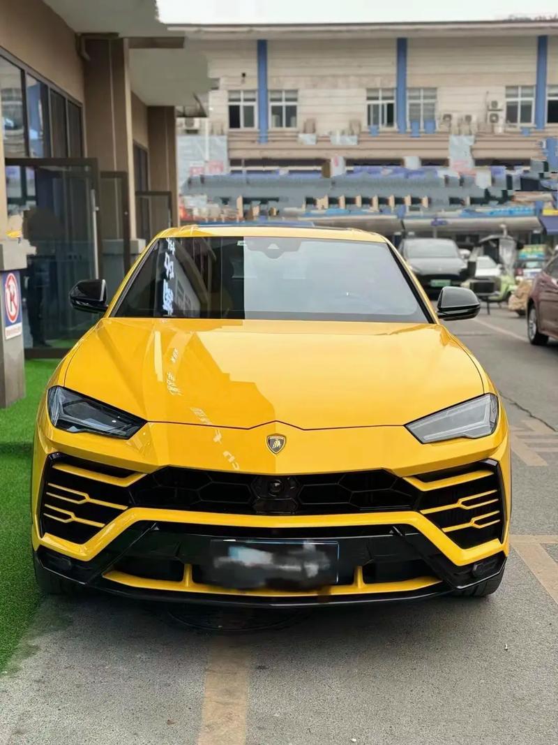 最好看的黄色国产suv