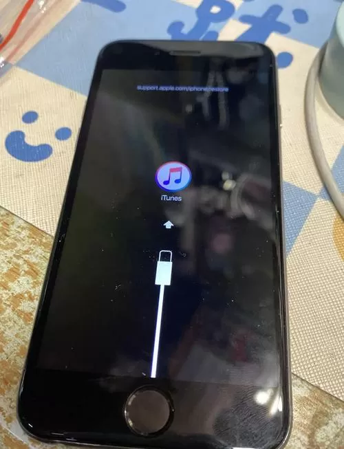 手机刷机后以前的定位系统还在吗