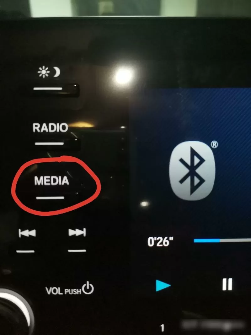 手机连接车载蓝牙放歌没有声音