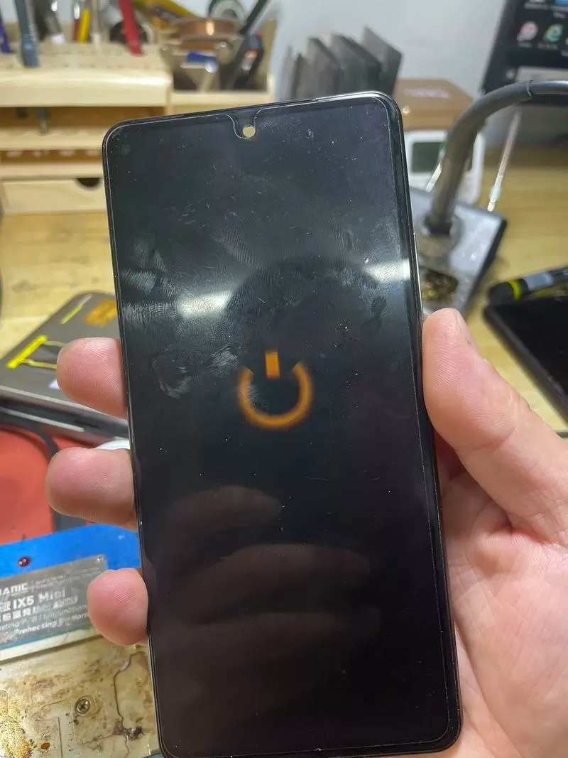 iqoo7开不了机怎么回事