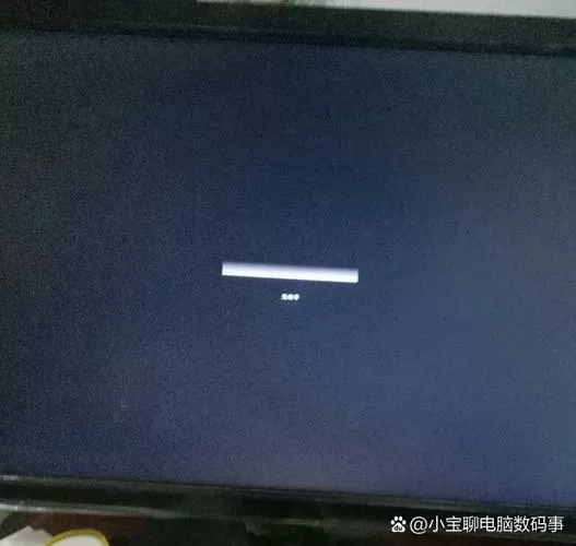 显示器电源灯闪烁屏幕不亮