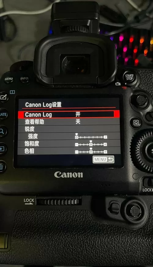 佳能相机为什么开了网格线没有