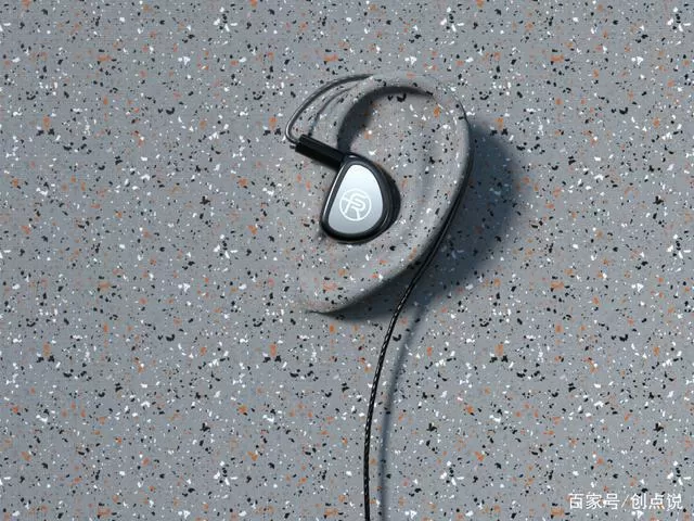 幻音高能戴耳机