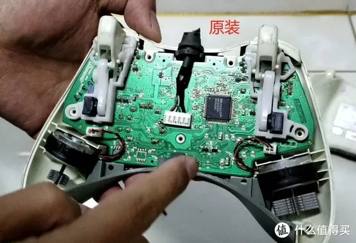 xbox360手柄怎么拆开