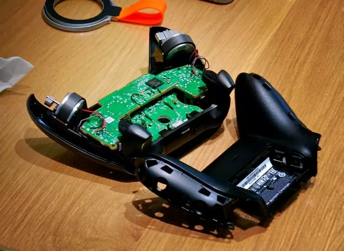 ps4手柄外壳拆不下来