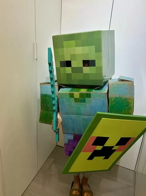 MC真人版变成僵尸