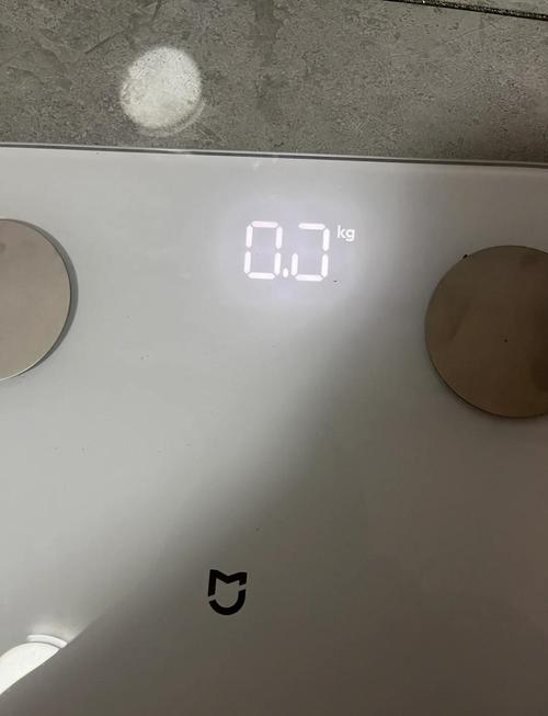 小米电子秤不显示了 怎么弄