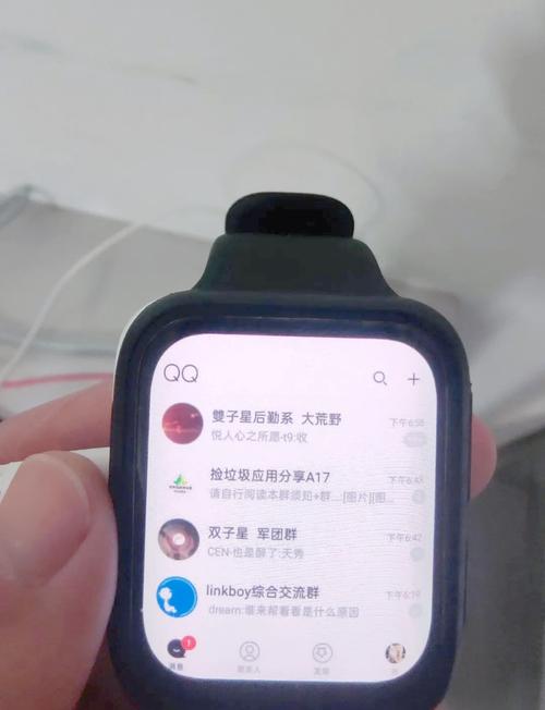 可以使用qq的安卓手表