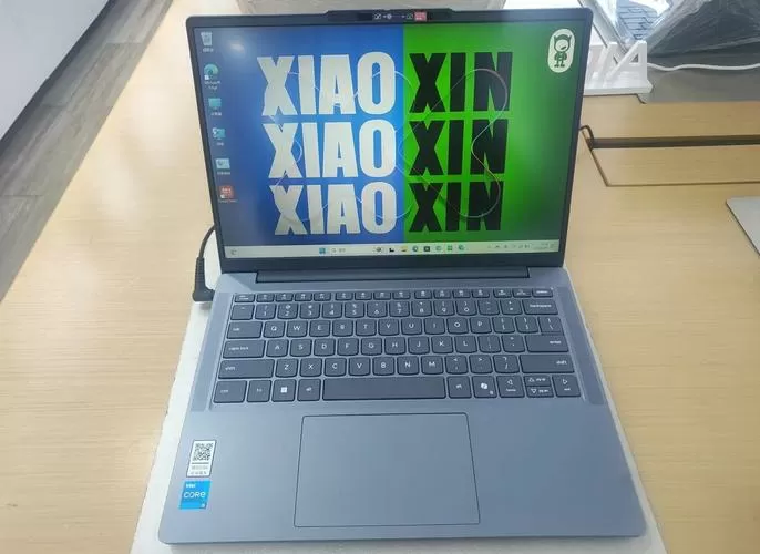 联想小新14后盖怎么打开