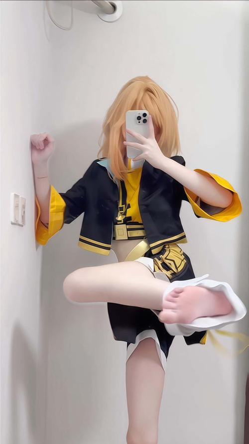 王者刑罚室小满的脚掌图片福利版