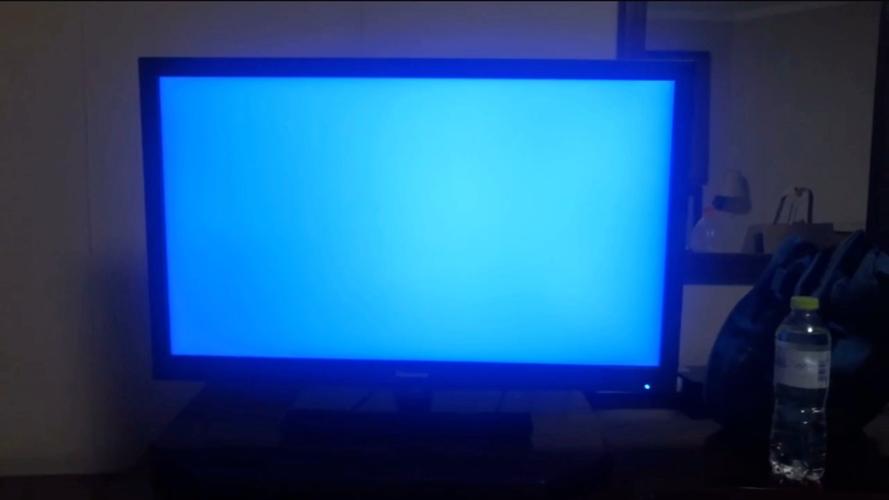 海信电视开机闪一下logo后黑屏