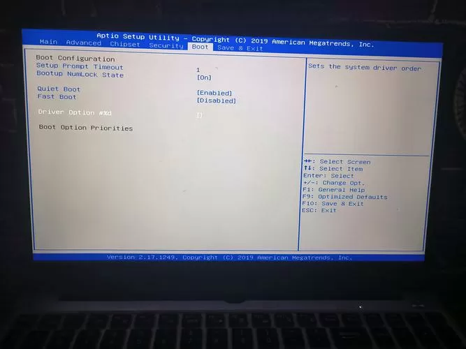 禁用集显黑屏进不了bios