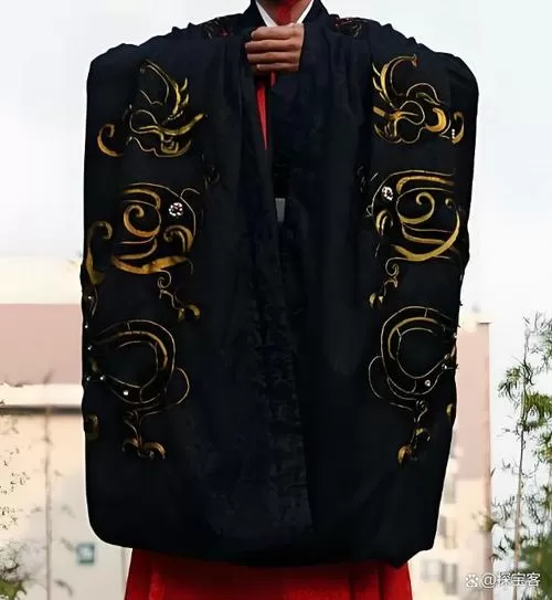 唐朝黑色官服