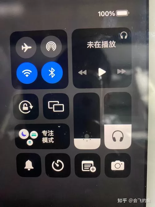ipad外放没声音显示耳机模式