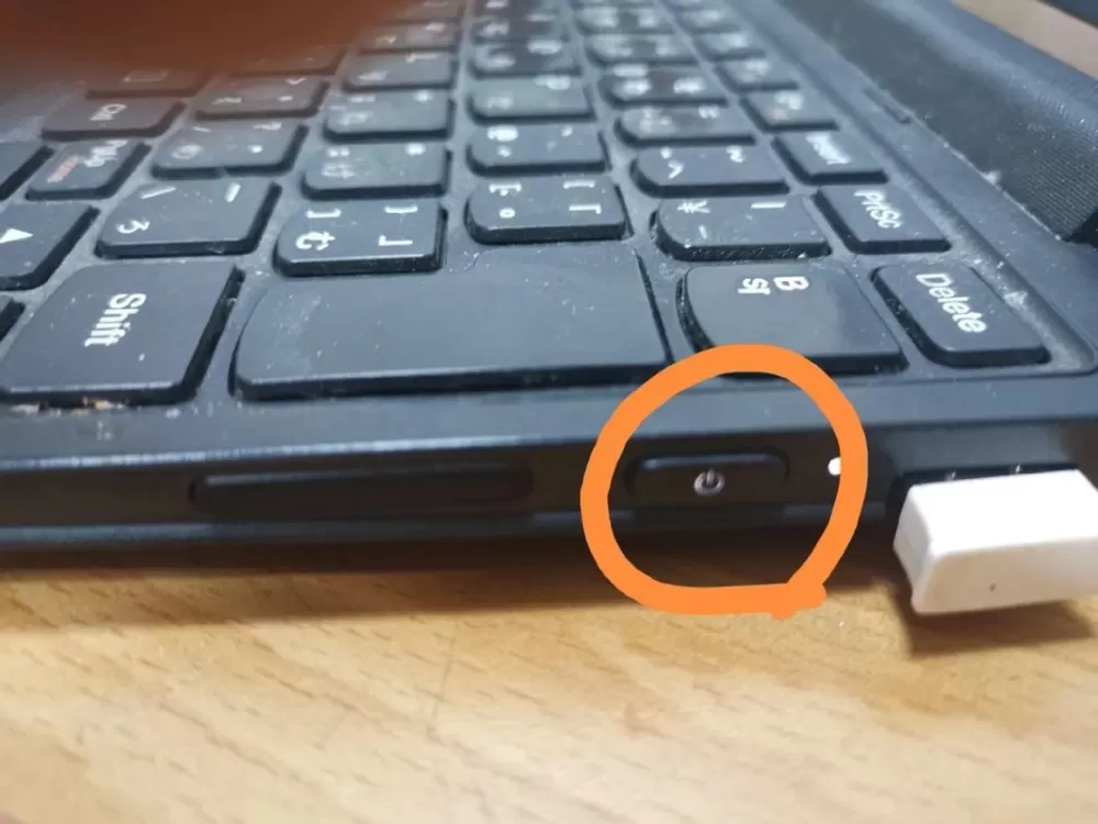 联想小新pad电源键没反应