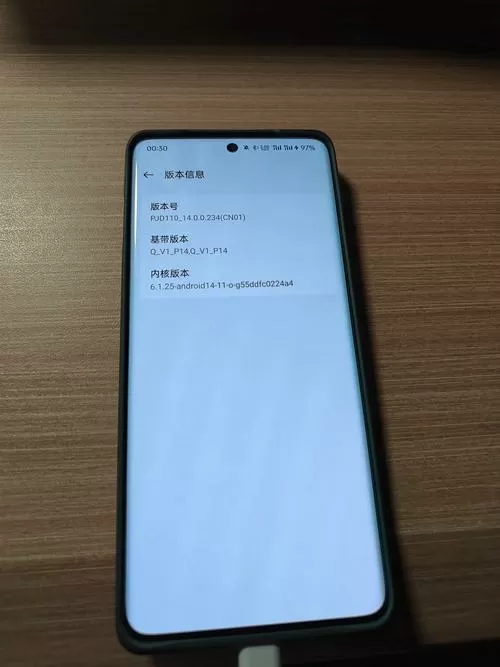一加手机屏幕不亮但是可以响应