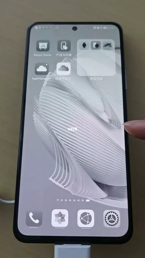 华为手机拍照突然变黑白