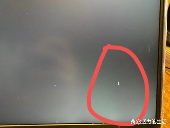 iPad屏幕密密麻麻的绿点