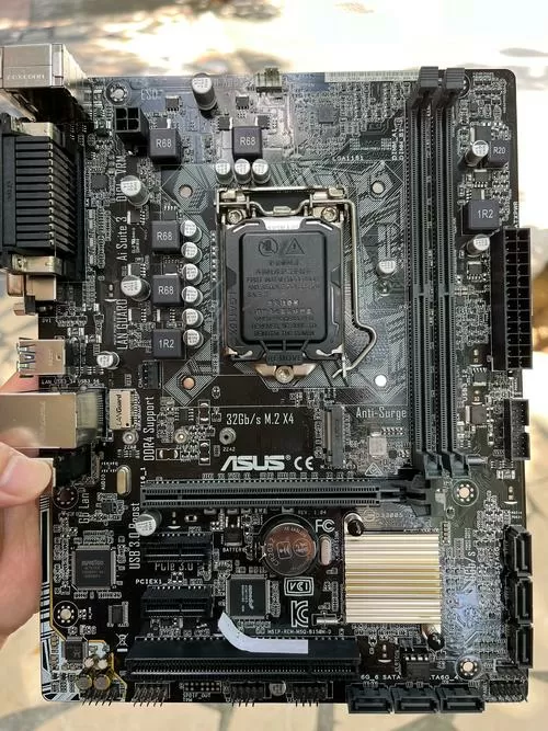 华硕主板开启m2模式