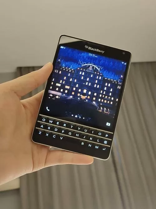 黑莓q30二代参数