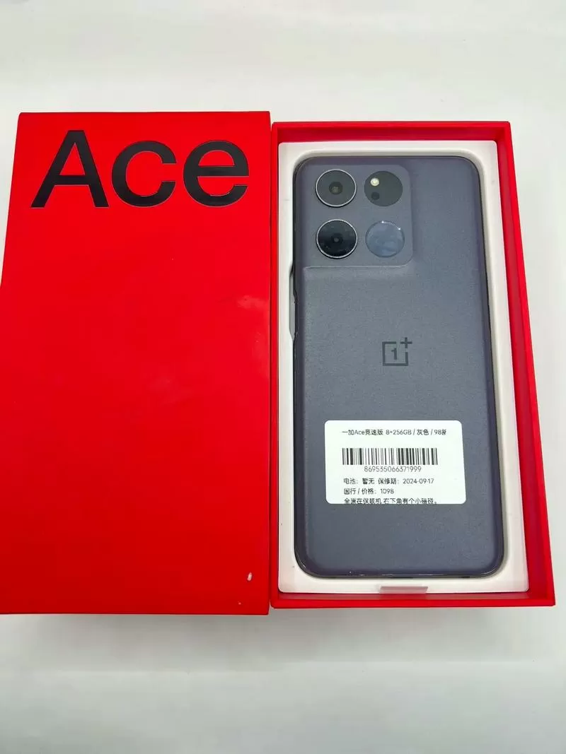 一加ace与一加ace竞速版