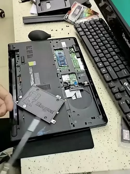 dell笔记本更换固态硬盘