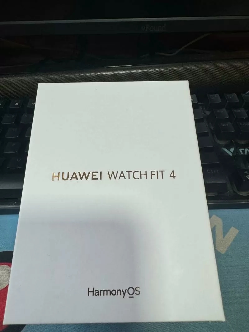 华为fit4需要贴膜吗