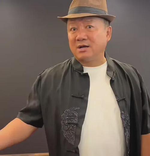 世界大炮谢广坤领截图