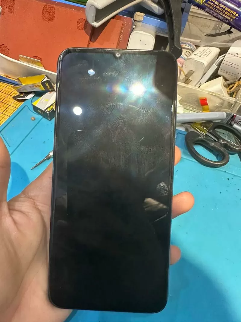 红米一直震动无法开机