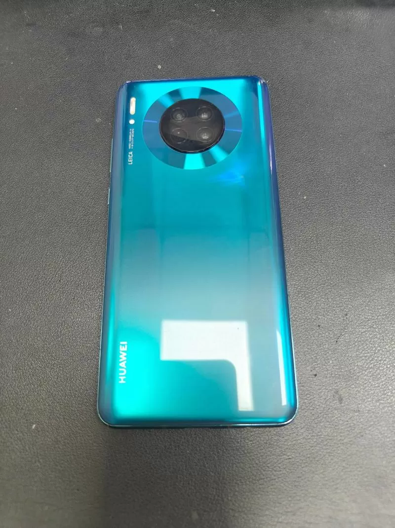 华为mate30颜色
