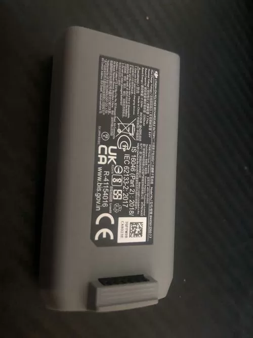 大疆mini电池取下来