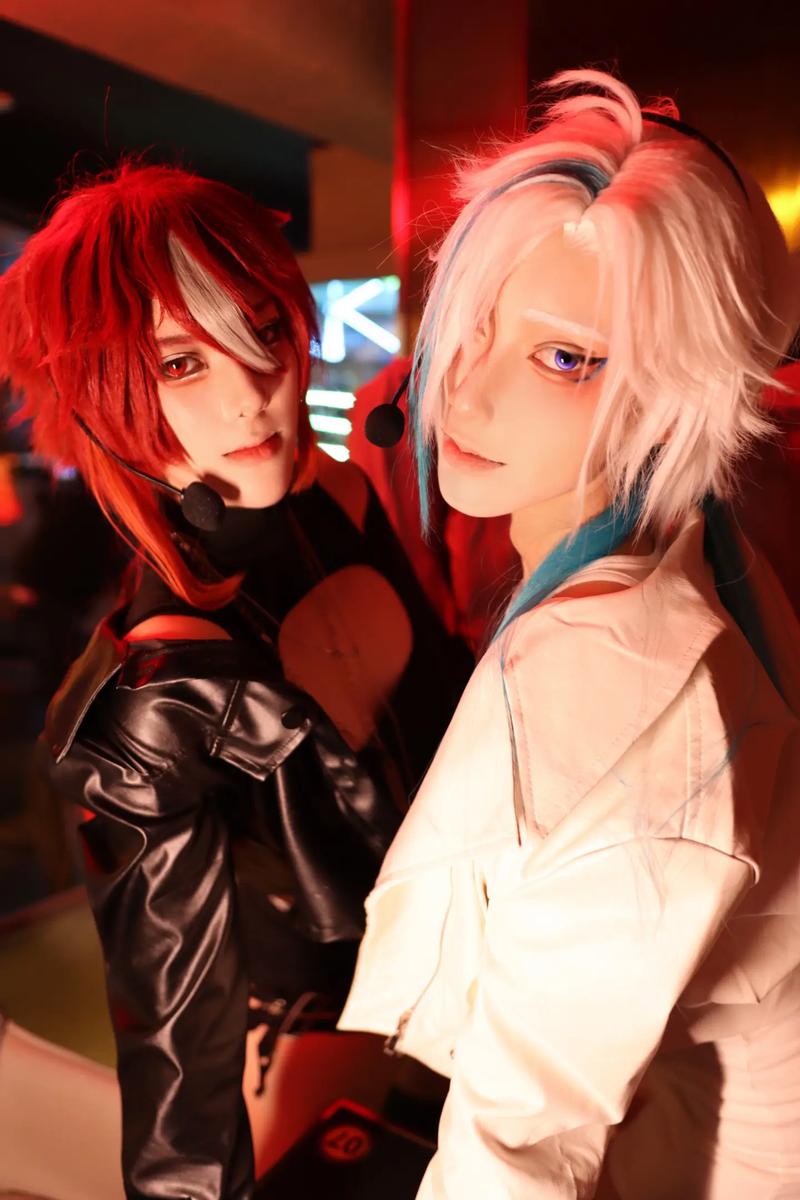 cosplay地下偶像双男主教程