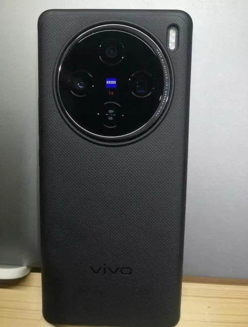 vivo手机的手电筒在哪儿呢
